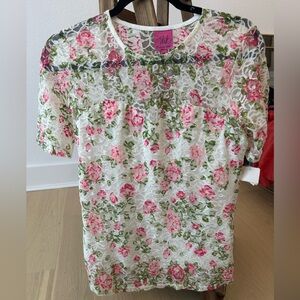 Yak exclusive design floral all over lace sweetheart top size medium nwt